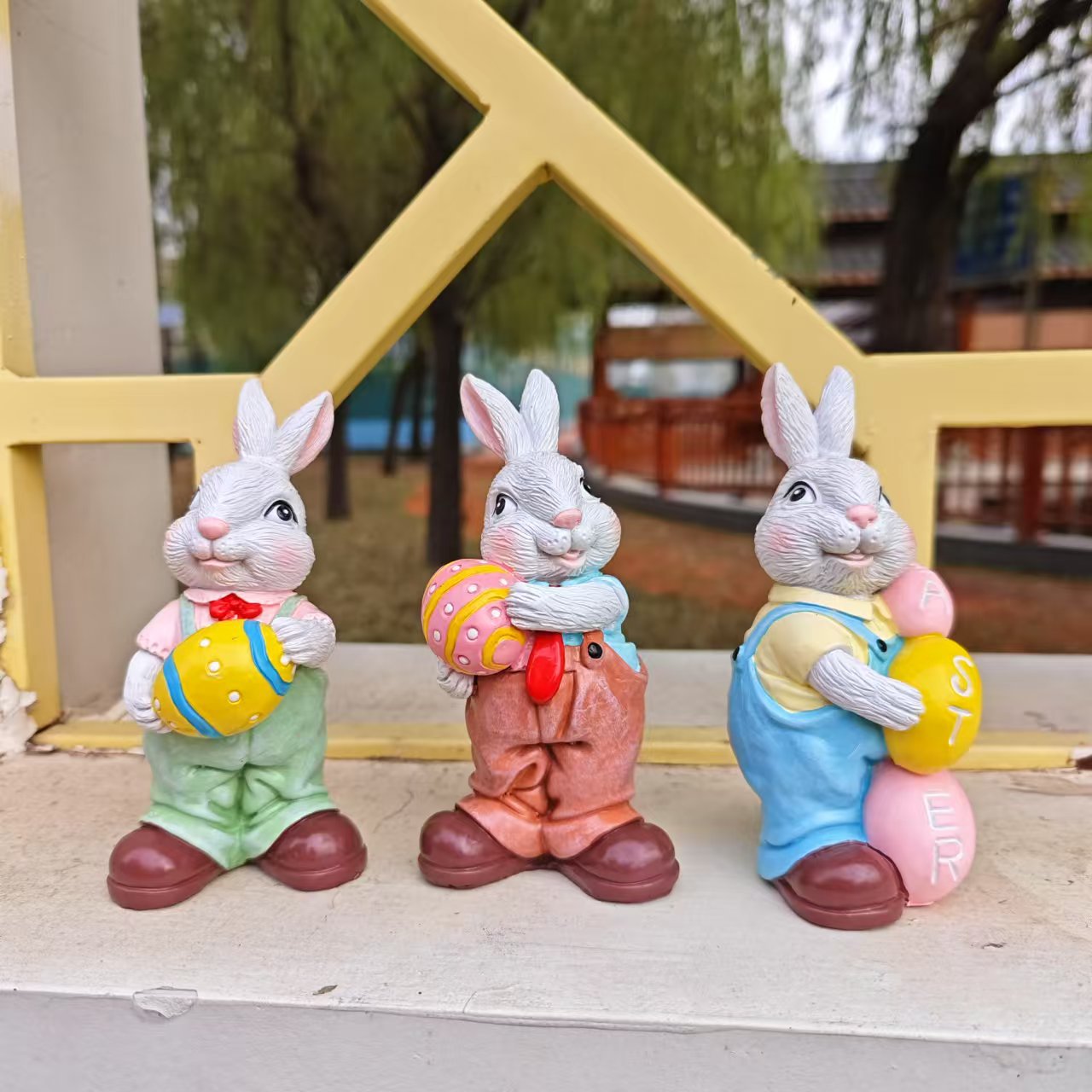 Easter Egg Bunny Sculpture Garden Resin Ornaments Easter Home Decor